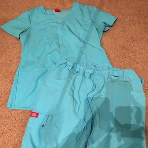 Dickies Nurse Scrubs